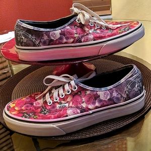 VANS Rose garden OTW Sneakers.